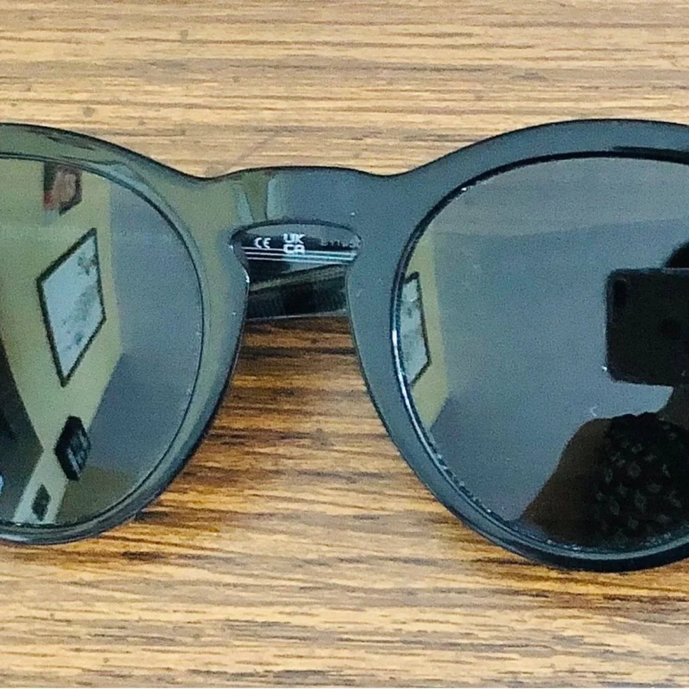 Burberry Black Round Women's Sunglasses